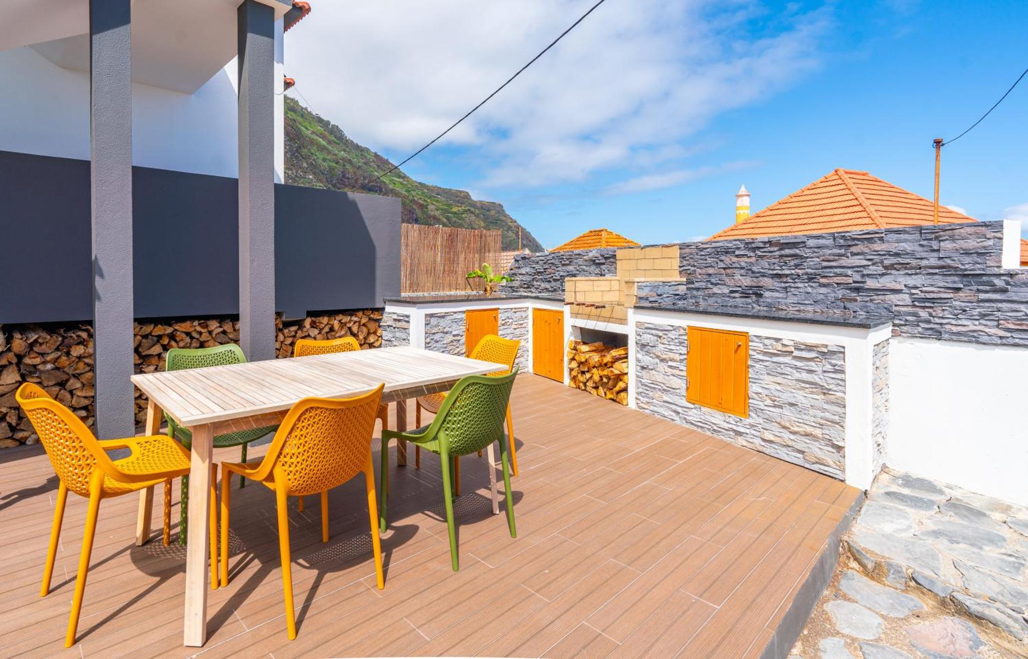 Lighthouse View- Pool Villa Porto Moniz Kültér fotó